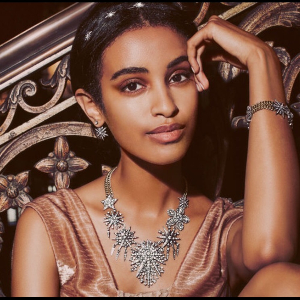 COPY - Starbursts statement necklace only .